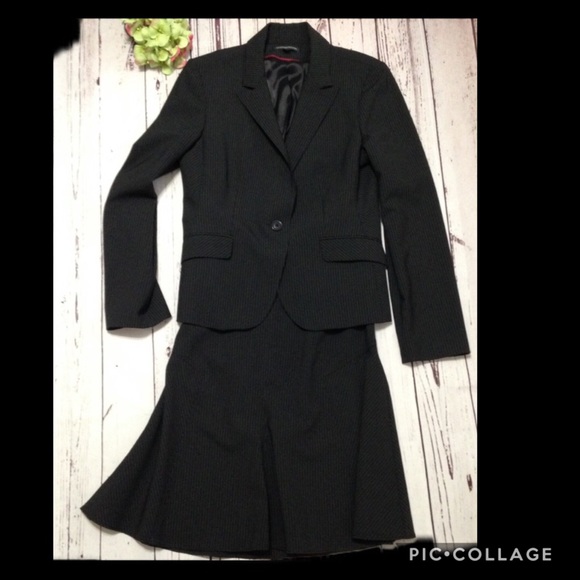 Express Dresses & Skirts - Expess Design Studio Black Pin Striped Suit Size 8